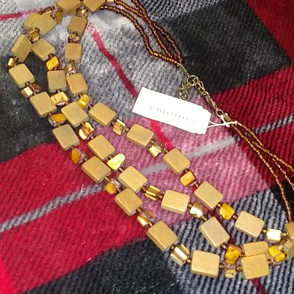 Beaded necklace